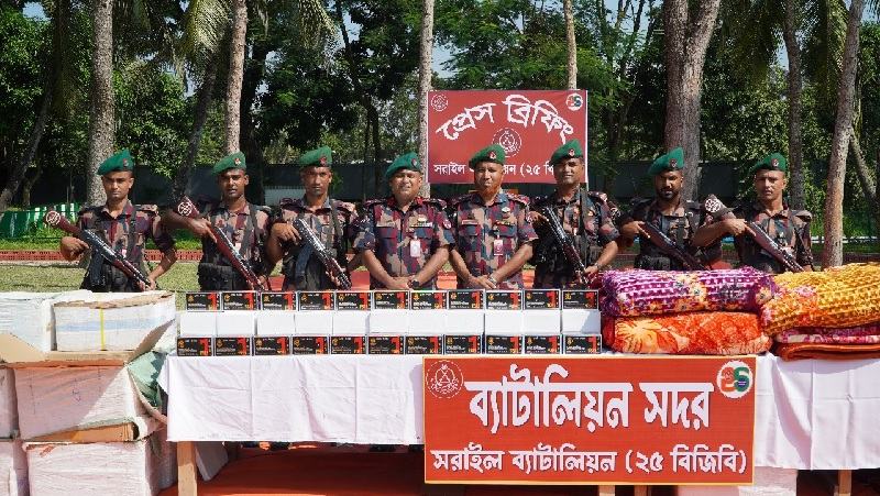 ব্রাহ্মণবাড়িয়ায় ১২ কোটি টাকার অবৈধ ভারতীয় পণ্য জব্দ করেছে বিজিবি