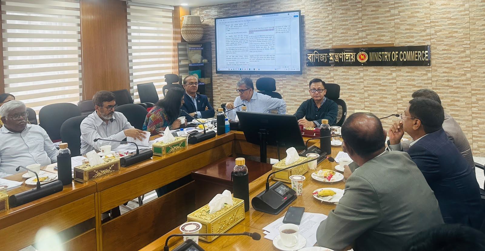 স্বর্ণ খাতকে বৈধ ও জবাবদিহিমূলক শিল্পে রূপান্তরের উদ্যোগ সরকারের