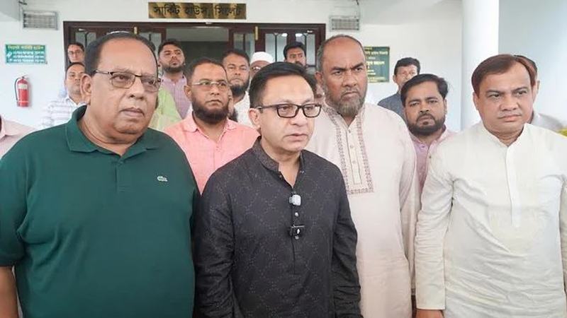 জনগণের ভোগান্তি কমাতে সরকার নিরলস কাজ করে যাচ্ছে: বাণিজ্যমন্ত্রী