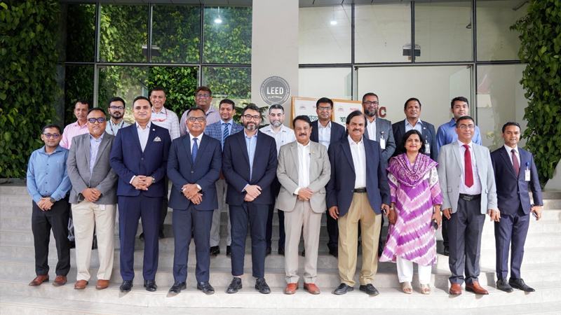 প্রধানমন্ত্রীর কার্যালয়ের ঊর্ধ্বতন কর্মকর্তাদের চট্টগ্রাম ও কর্ণফুলী ইপিজেড এবং বেপজা অর্থনৈতিক অঞ্চল পরিদর্শন