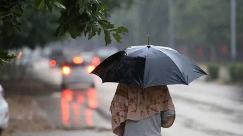সারা দেশে বৃষ্টির আভাস