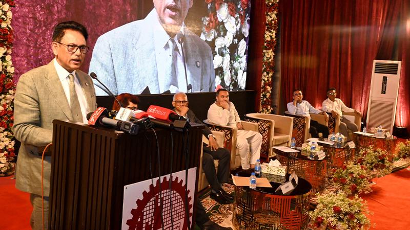 বুয়েটে নবীন শিক্ষার্থীদের পরিচিতি সভা অনুষ্ঠিত