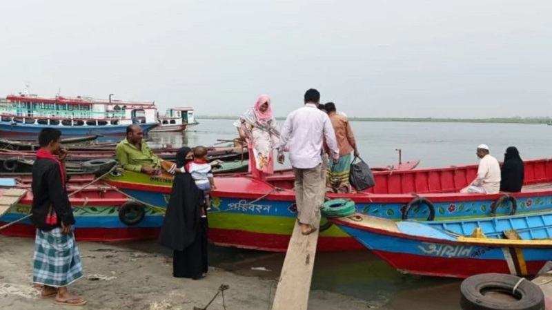 ঈদ ও মেলাকে ঘিরে নৌপথে ডাকাত আতঙ্ক