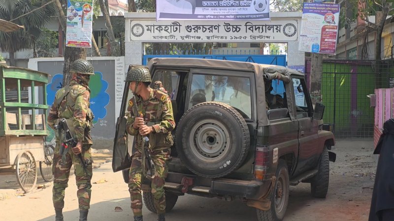 ছবি-(ককটেল বিস্ফোরণ) মুন্সিগঞ্জ 12.02.2026(2)