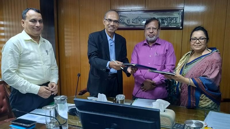 জলবায়ু সহনশীলতা বাড়াতে মৎস্য ও প্রাণিসম্পদ মন্ত্রণালয়ের সঙ্গে আইসিসিসিএডির সমঝোতা