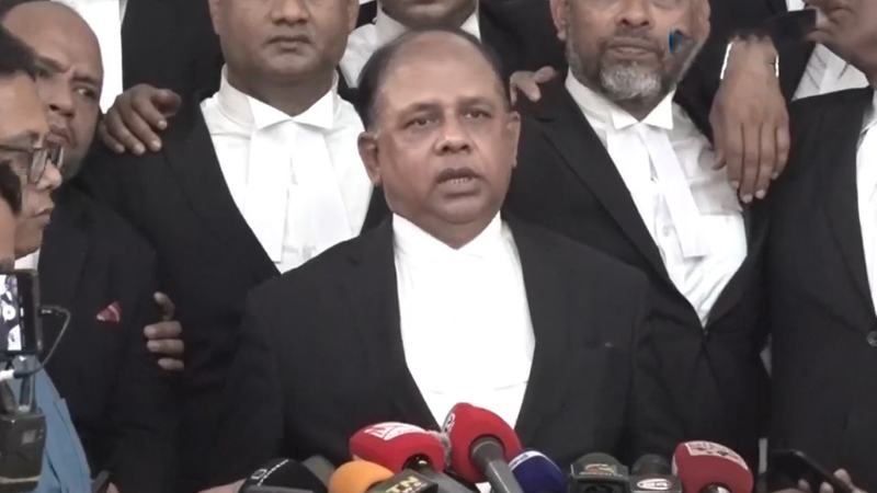 কার্যক্রম নিষিদ্ধ আওয়ামী লীগের বিরুদ্ধে ব্যবস্থা নেয়ার সুযোগ আছে, জানালেন চিফ প্রসিকিউটর