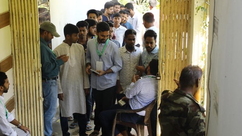 ভোট শুরু হতে বিলম্ব, অভিযোগ দেয়নি কোনো প্রার্থী