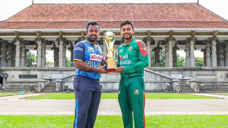 ১৫ বলে চার উইকেট হারিয়ে বিপাকে বাংলাদেশ