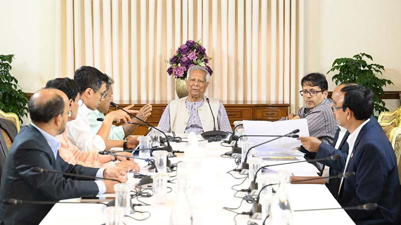 চট্টগ্রাম বন্দরের সক্ষমতা বৃদ্ধির উদ্যোগ ত্বরান্বিত করতে প্রধান উপদেষ্টার নির্দেশ