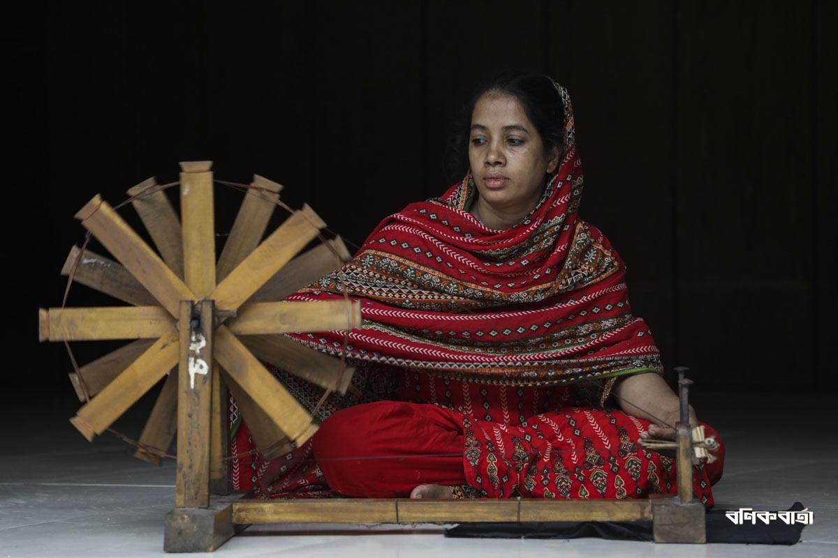 ফিরে এল ঢাকাই মসলিন
