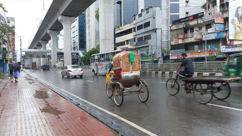 ছুটির দিনেও ঢাকার বাতাস ‘সহনীয়’