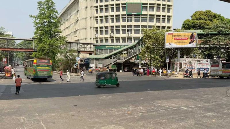ছুটির দিনেও ঢাকার বাতাস ‘অস্বাস্থ্যকর’