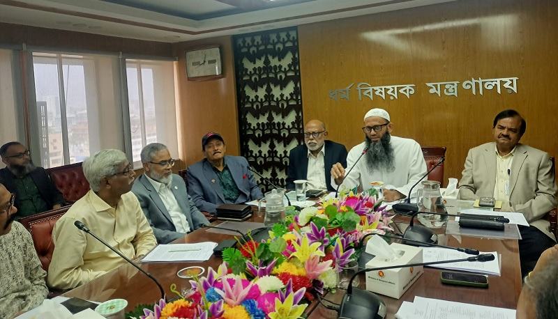 নিরাপদ ও উৎসবমুখর পরিবেশে দুর্গাপূজা উদযাপনে সরকার বদ্ধপরিকর: ধর্ম প্রতিমন্ত্রী