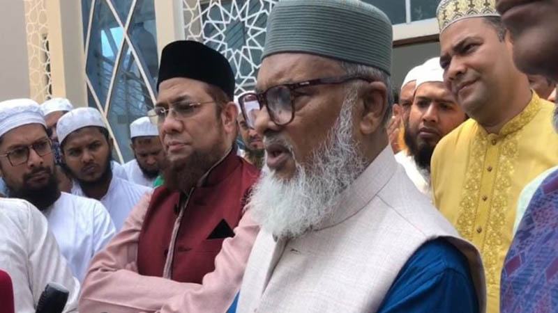 ওমরাহর ক্ষেত্রে বিমানের টিকিট সিন্ডিকেট ভেঙে দেয়া হয়েছে