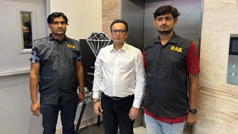 ডায়মন্ড ওয়ার্ল্ডের মালিক দিলীপ আগরওয়ালার বিরুদ্ধে সিআইডির মামলা