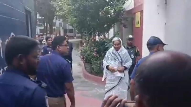 প্যারোলে মুক্তি পেলেন দীপু মনি