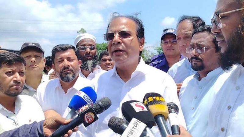 ত্রাণ বিতরণে অনিয়ম-স্বজনপ্রীতি বরদাস্ত করা হবে না: দুর্যোগ ব্যবস্থাপনা মন্ত্রী