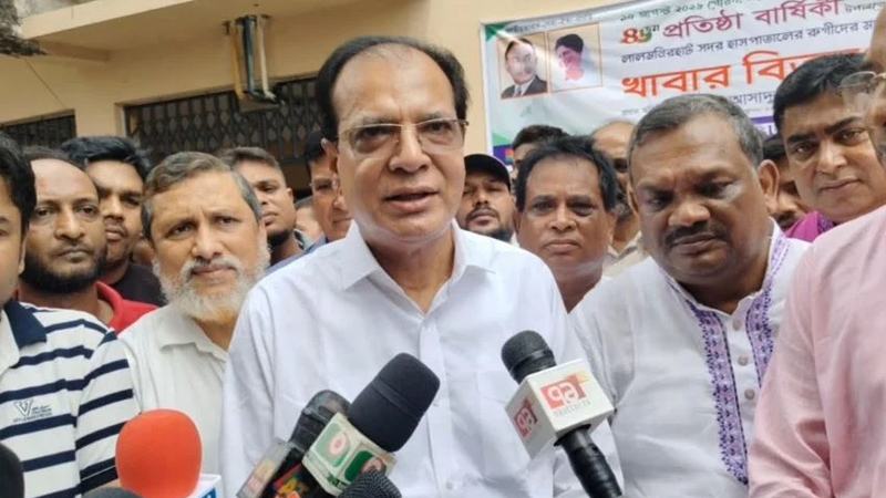 দেশে সারের ঘাটতি নেই, বাস্তব সংকটের চেয়ে বেশি রটনা হচ্ছে: ত্রাণমন্ত্রী