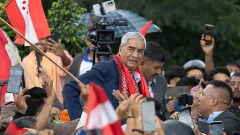 জেন-জি আন্দোলনে দেশত্যাগের পর নেপালে ফিরলেন সাবেক প্রধানমন্ত্রী দেউবা