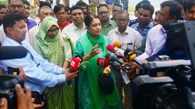 বালি ও ভূমিদস্যুতা চরম পর্যায়ে পৌঁছে গেছে