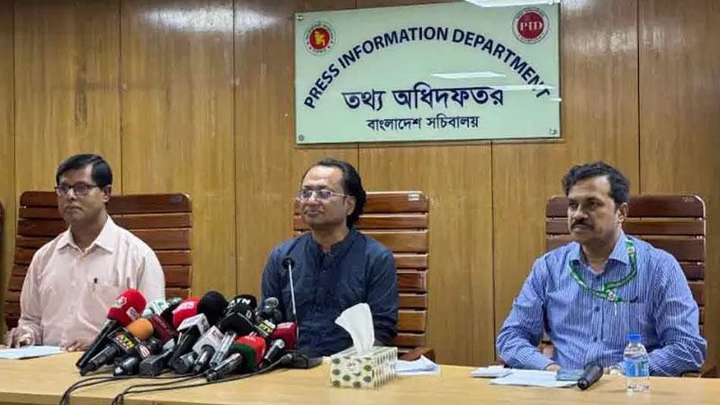 নির্ধারিত দামে এলপিজি পাওয়া না গেলে ব্যবস্থা নেবে সরকার: প্রধানমন্ত্রীর উপদেষ্টা
