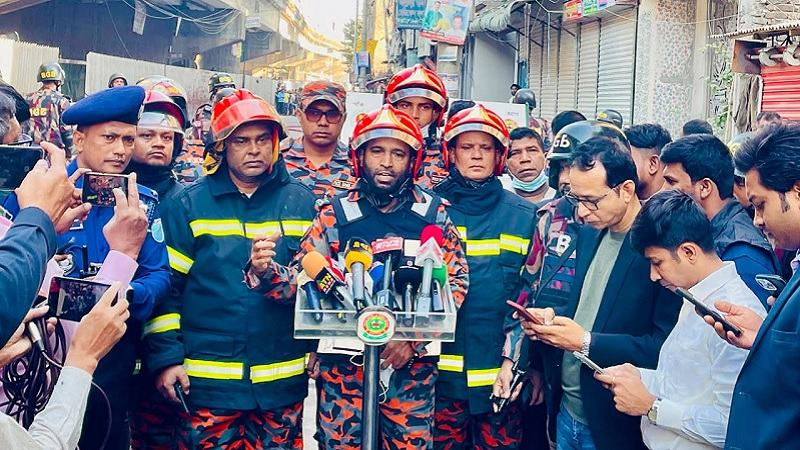 কেরানীগঞ্জের বহুতল ভবনের আগুন নিয়ন্ত্রণে ২০ ইউনিট, উদ্ধার ৪৫
