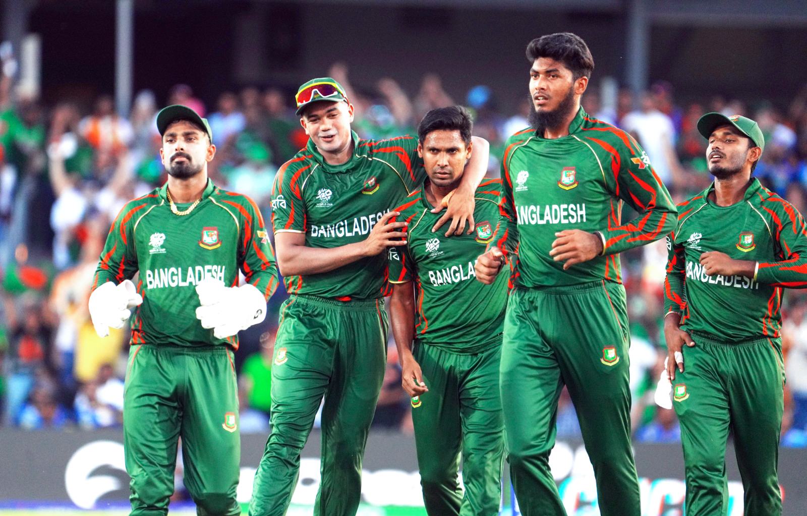 মুস্তাফিজকে বাদ দিয়ে দল গঠনের সুপারিশ আইসিসির: ক্রীড়া উপদেষ্টা
