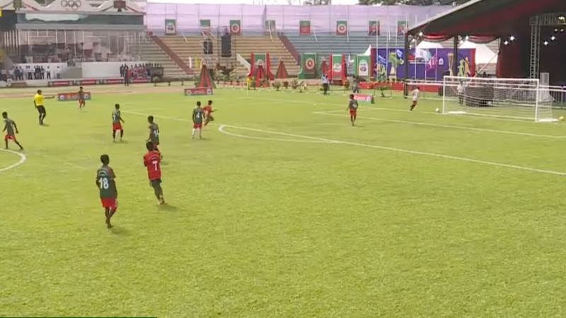 প্রাথমিক বিদ্যালয় গোল্ডকাপ ফুটবল টুর্নামেন্টের ফাইনাল শুরু