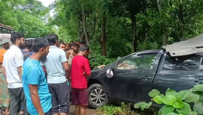 গোপালগঞ্জে বাস ও প্রাইভেটকারের সংঘর্ষে নিহত ২, আহত ২০
