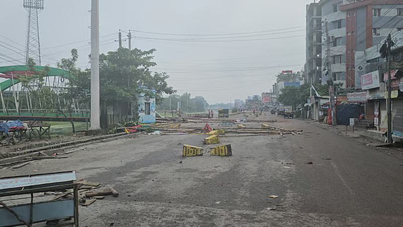 গোপালগঞ্জে কারফিউ বাড়ল