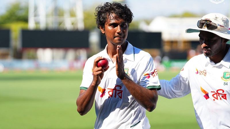 ৩য় দিন শেষে বাংলাদেশের লিড ৩২৯ রানের, হাতে আছে ৪ উইকেট