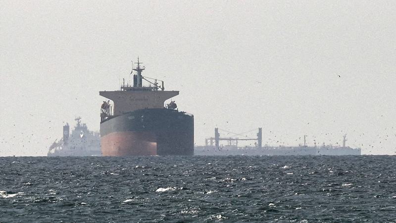 পারস্য উপসাগরে আটকা ২১৯০ বাণিজ্যিক জাহাজ, ২০ হাজার নাবিক