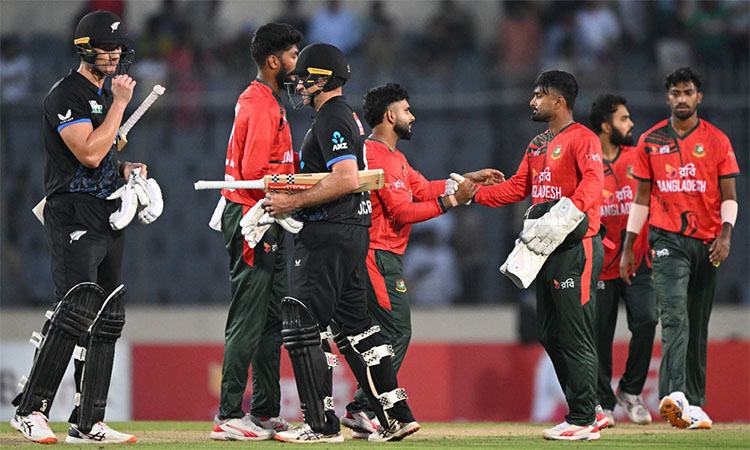 শ্রীলংকাকে পেছনে ফেলে টি-টোয়েন্টিতে অষ্টম স্থানে বাংলাদেশ