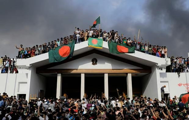 জুলাই গণঅভ্যুত্থান দিবস রাষ্ট্রীয়ভাবে উদযাপনে ব্যাপক কর্মসূচি