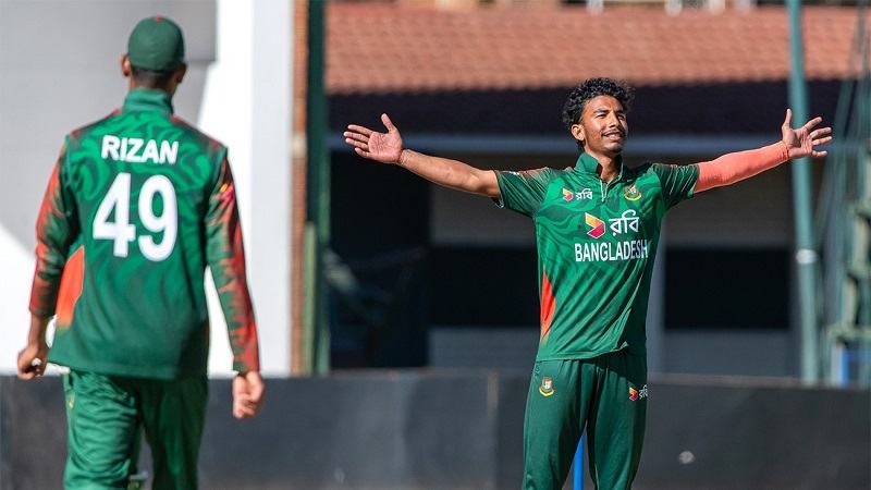 জিম্বাবুয়েকে বড় ব্যবধানে হারিয়ে ফাইনালে বাংলাদেশ