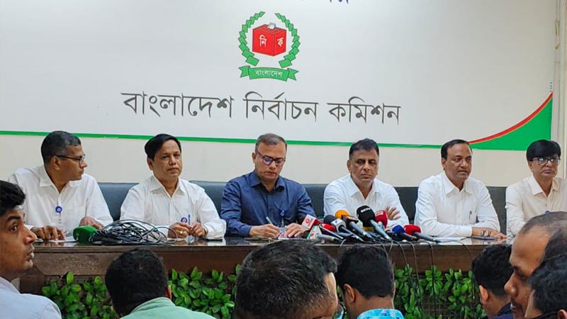 ইসি কর্মীদের বুধবারের ‘অপারেশনাল হল্ট’ কর্মসূচি স্থগিত