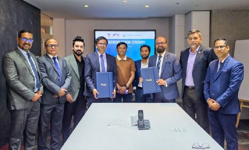 ইউনাইটেড ফাইন্যান্স ও জেসিএক্স ডেভেলপমেন্টসের মধ্যে চুক্তি স্বাক্ষর