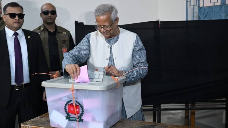 ভোট দিলেন প্রধান উপদেষ্টা ড. মুহাম্মদ ইউনূস
