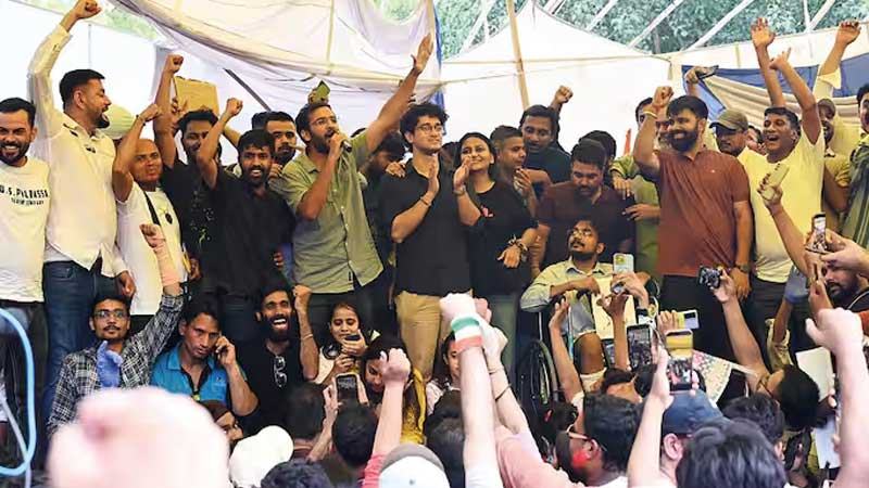 আজকের ‘যন্তর মন্তর ২.০’ অভিযান ঠেকাতে দিল্লিতে হাজার হাজার আটক