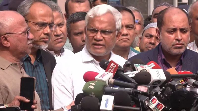 চিকিৎসা গ্রহণ করতে পারছেন খালেদা জিয়া: ডা. জাহিদ