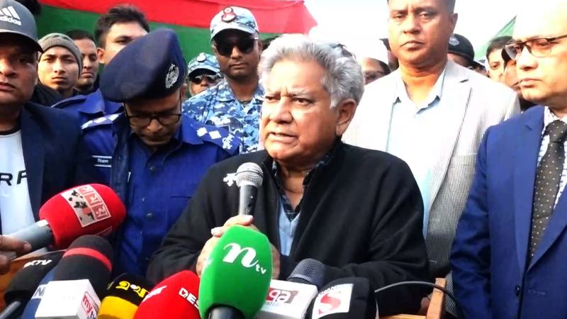 হাদির খুনিরা বিদেশে পালিয়ে থাকলেও খুঁজে আনা হবে: নৌপরিবহন উপদেষ্টা