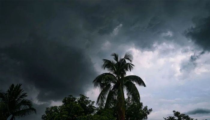 দুপুরের মধ্যে ঢাকাসহ ১৫ জেলায় ঝড়ের পূর্বাভাস