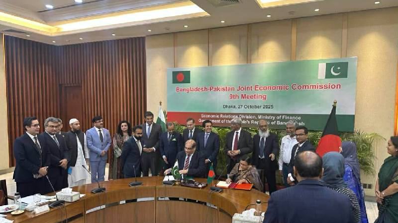 পারস্পরিক বাণিজ্য ও আঞ্চলিক সহযোগিতায় একমত বাংলাদেশ-পাকিস্তান