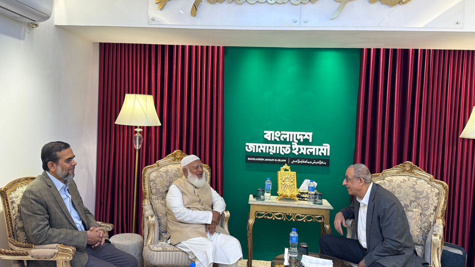 জামায়াত আমিরের সঙ্গে ফিলিস্তিনের রাষ্ট্রদূতের সৌজন্য সাক্ষাৎ