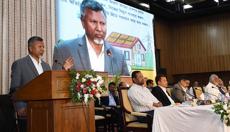 উন্নয়ন প্রকল্প বাস্তবায়নে কর্মকর্তাদের সততা ও দক্ষতা সর্বাধিক গুরুত্বপূর্ণ: জনপ্রশাসন প্রতিমন্ত্রী