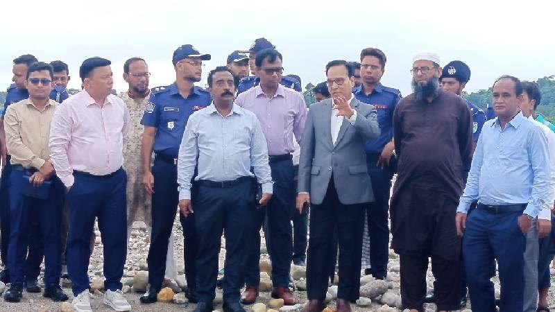 সাদাপাথর লুটকারীদের কেউই ছাড় পাবে না: জনপ্রশাসন সচিব