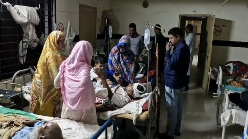 মাদারীপুরে দোকানঘর ভাড়া দেয়াকে কেন্দ্র করে সংঘর্ষে ৮ জন আহত