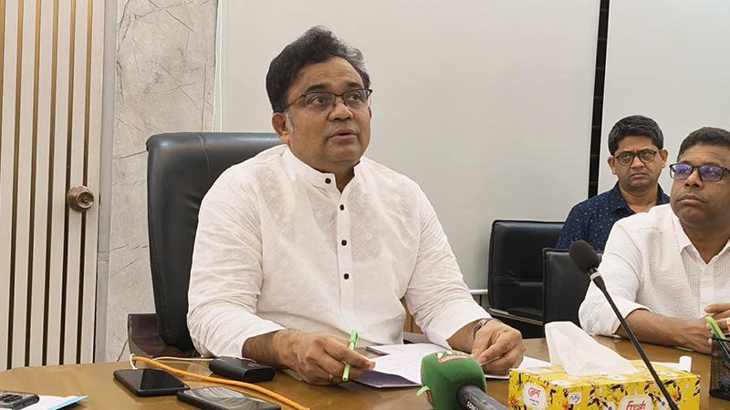 জাবিতে বাধ্যতামূলক অবসরসহ শাস্তি ১৩ শিক্ষক-কর্মকর্তার, অব্যাহতি ৮ জনের