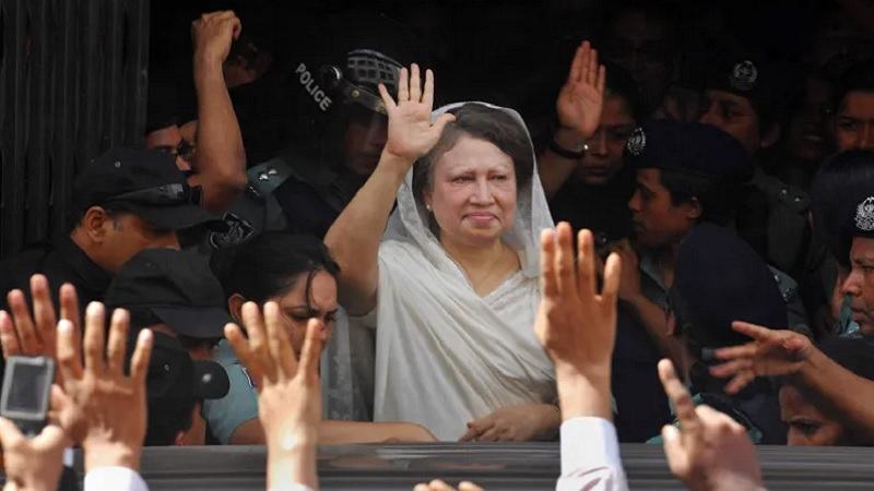 ক্ষমতা ও প্রতিরোধে গড়া খালেদা জিয়ার জীবন