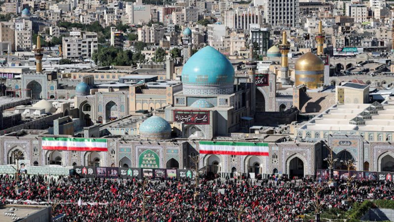 khameni1